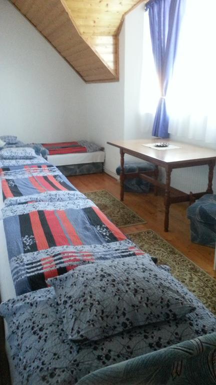 Csokonai Guesthouse Zamárdi Quarto foto