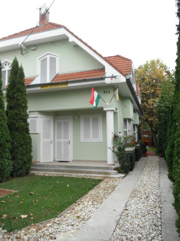 Csokonai Guesthouse Zamárdi Exterior foto